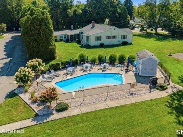 House for sale in Saybrook Manor, Old Saybrook