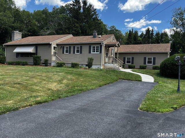 House for sale in Oxford, Connecticut