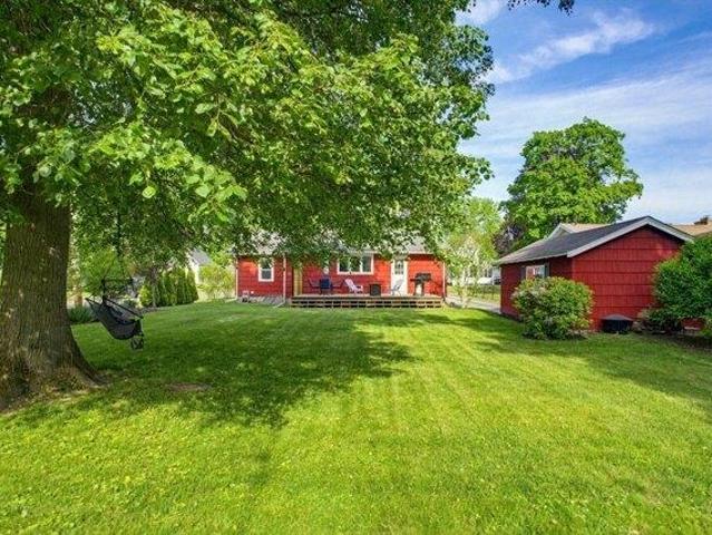 House for sale in North Oxford, Massachusetts