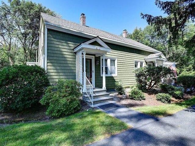 House for sale in North Oxford, Massachusetts