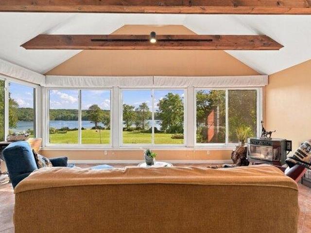 House for sale in Oxford, Worcester County