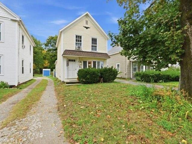 House for sale in Thorndike, Palmer