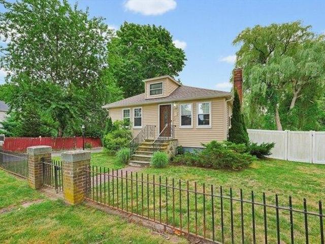 House for sale in Peabody, Massachusetts