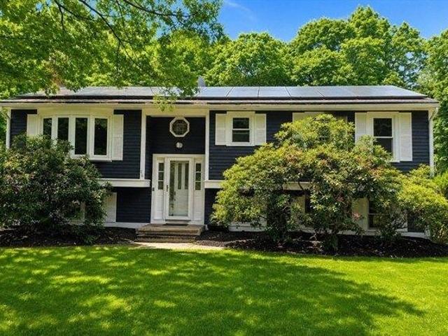 House for sale in Pembroke, Massachusetts