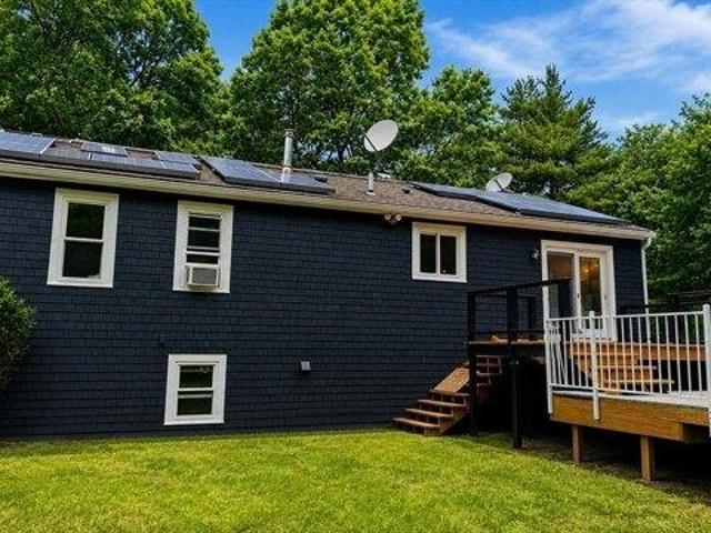 House for sale in Pembroke, Massachusetts