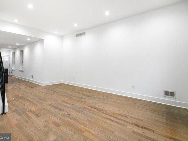 House for sale in Philadelphia, Pennsylvania