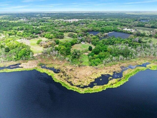 House for sale in Pierson, Florida