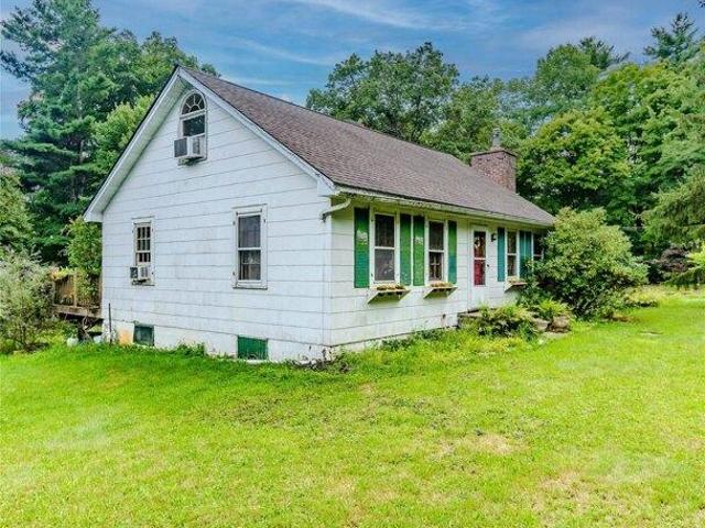 House for sale in Pine Bush, New York