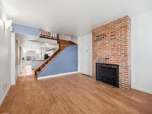 House for sale in Pittsburg, Pennsylvania