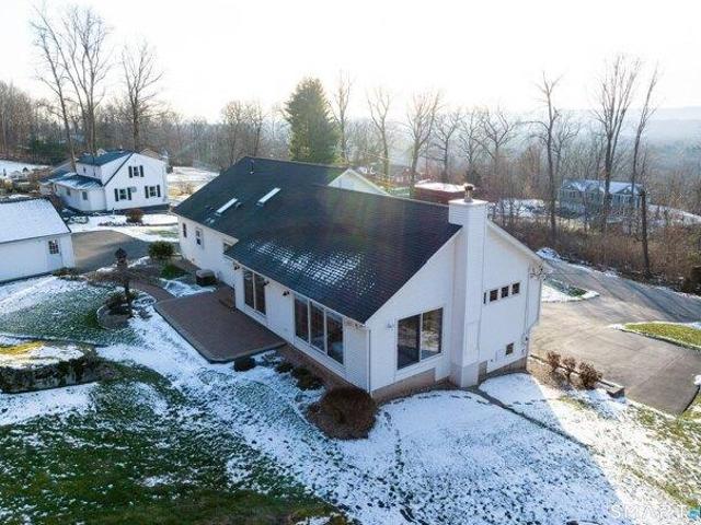 House for sale in Plainville, Connecticut