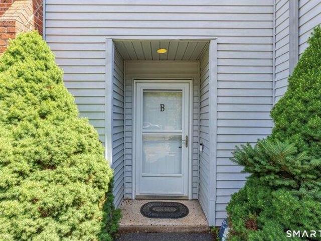 House for sale in Plainville, Connecticut
