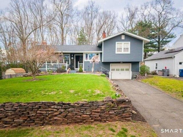 House for sale in Plainville, Connecticut