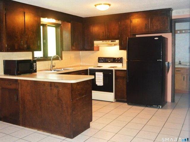 House for sale in Plainville, Capitol Planning Region