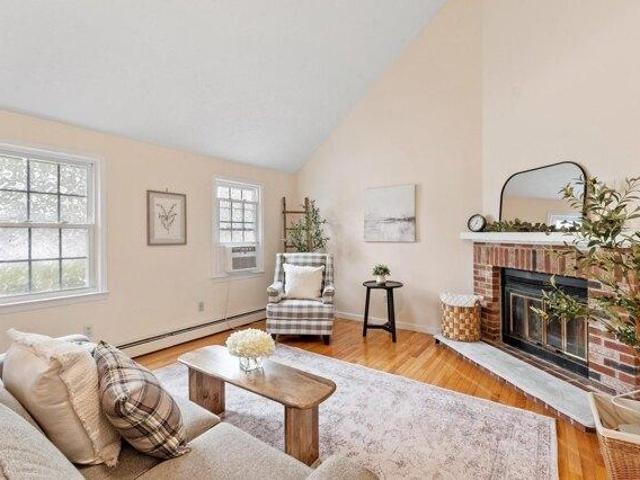 House for sale in New Hampshire