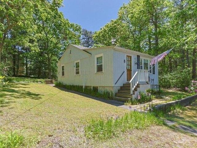 House for sale in Manomet, Massachusetts