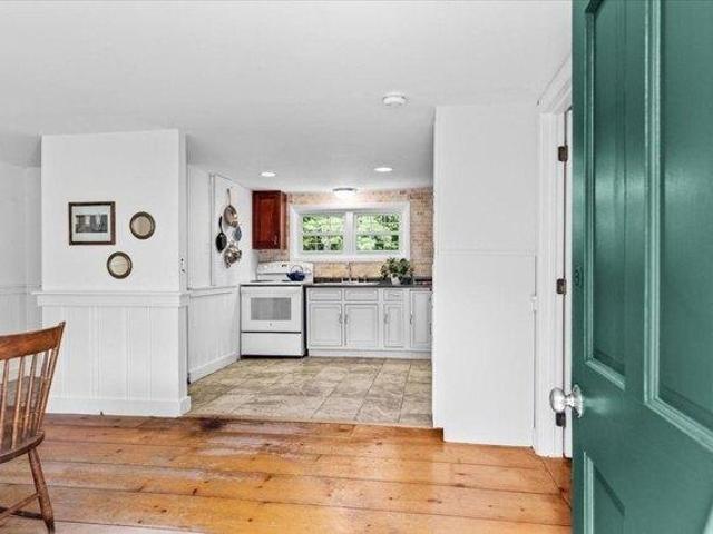 House for sale in Manomet, Massachusetts
