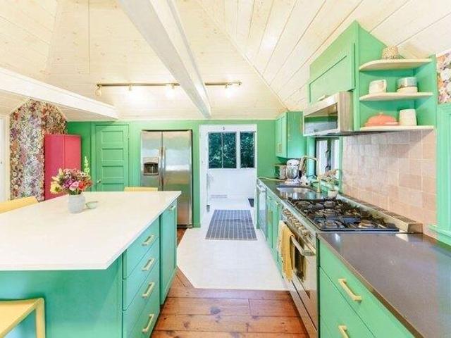 House for sale in Manomet, Massachusetts