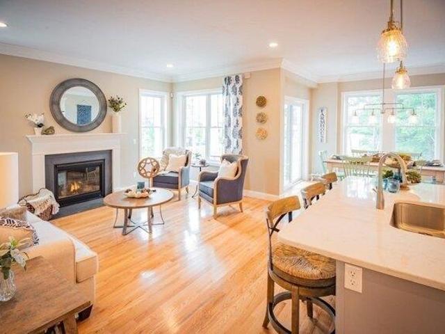 House for sale in Manomet, Massachusetts