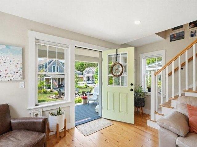 House for sale in Manomet, Massachusetts