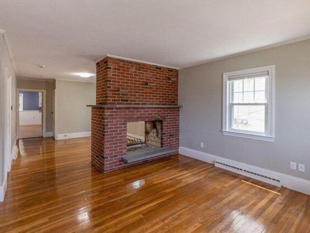 House for sale in Manomet, Massachusetts