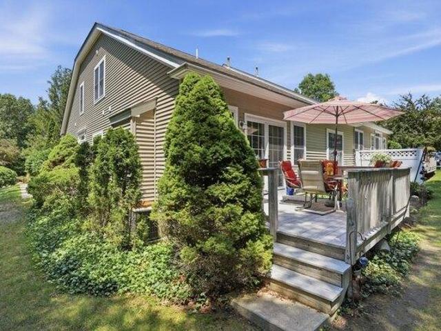 House for sale in Manomet, Massachusetts