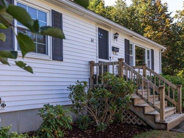 House for sale in Manomet, Massachusetts