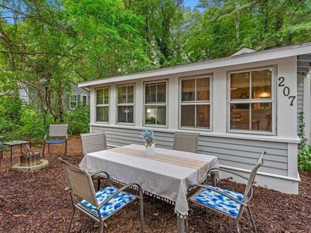 House for sale in Manomet, Massachusetts