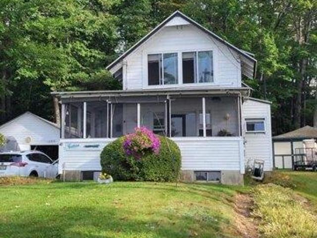House for sale in Poland, Maine