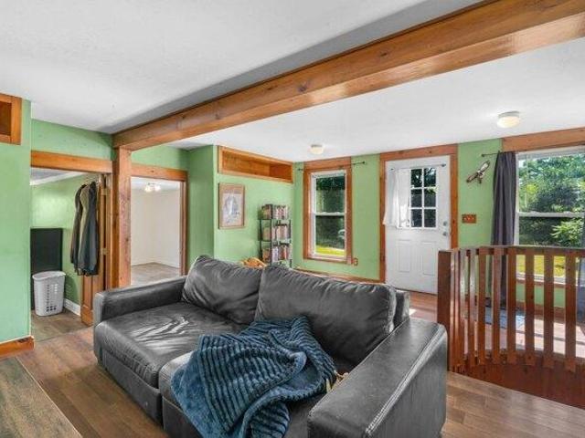 House for sale in Poland, Maine