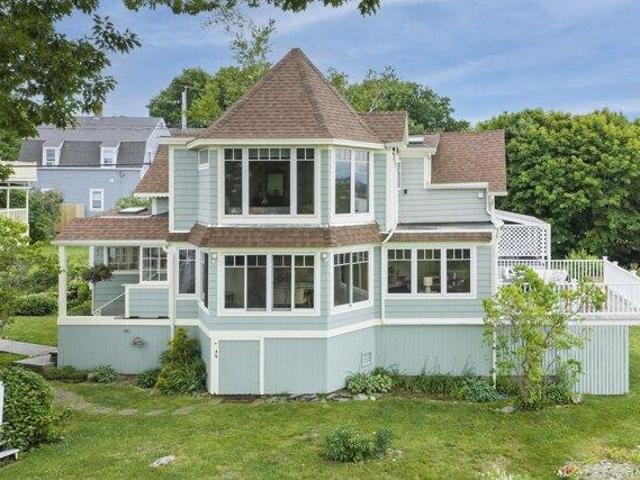 House for sale in Peaks Island, Maine