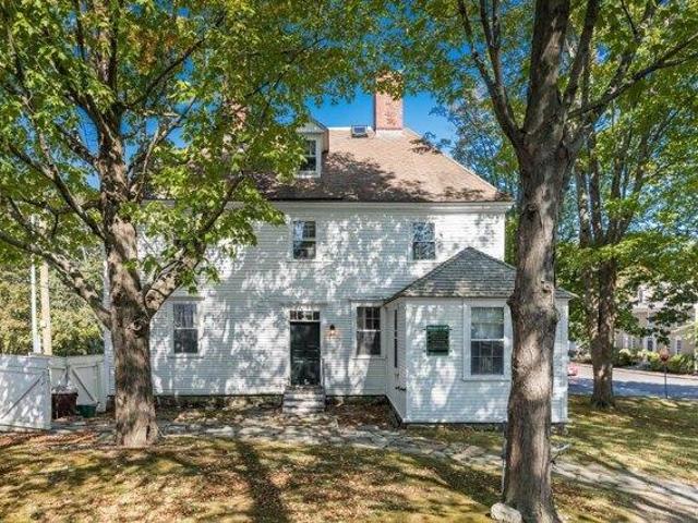 House for sale in New Hampshire