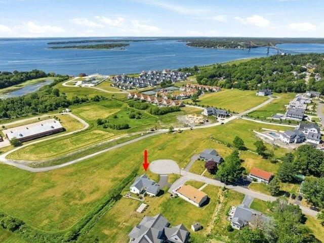 House for sale in Portsmouth, Rhode Island