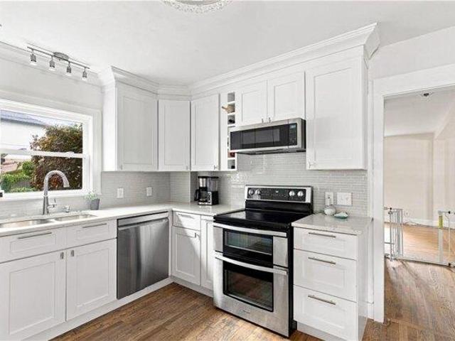 House for sale in Providence, Providence County
