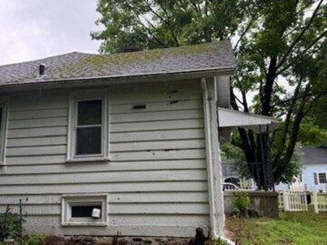 House for sale in Putnam, Connecticut