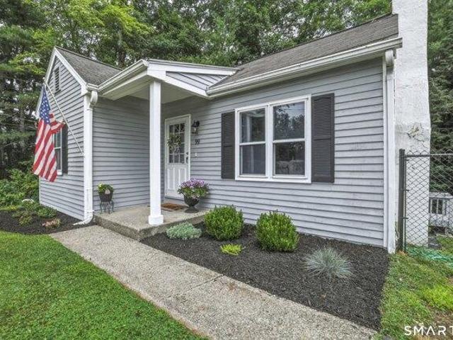 House for sale in Putnam, Connecticut