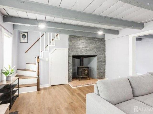 House for sale in Rahway, New Jersey