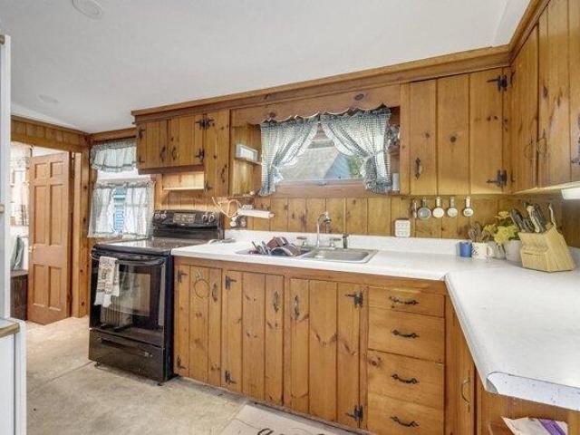 House for sale in Raymond, Maine