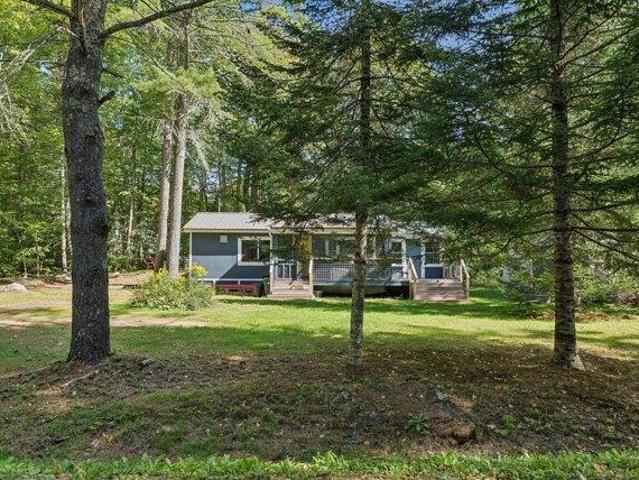 House for sale in Raymond, Maine