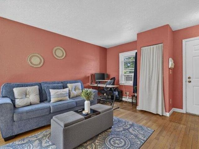 House for sale in Raymond, Rockingham County
