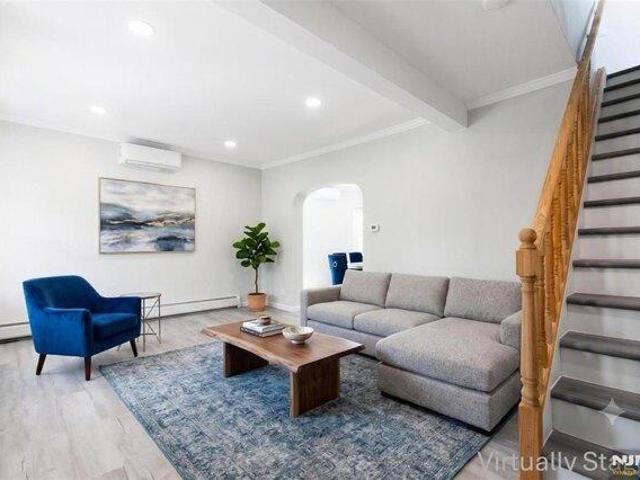 House for sale in Ridgefield Park, New Jersey