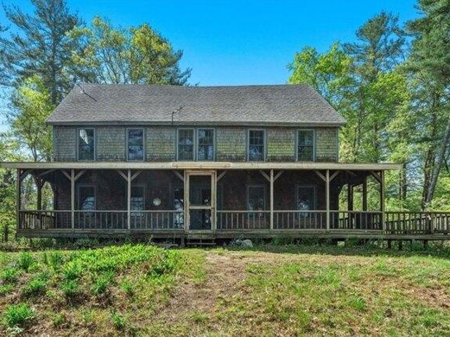 House for sale in Rochester, Massachusetts