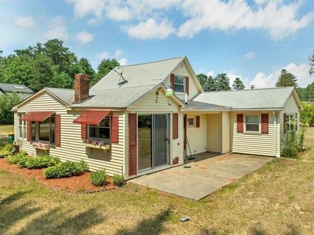 House for sale in New Hampshire