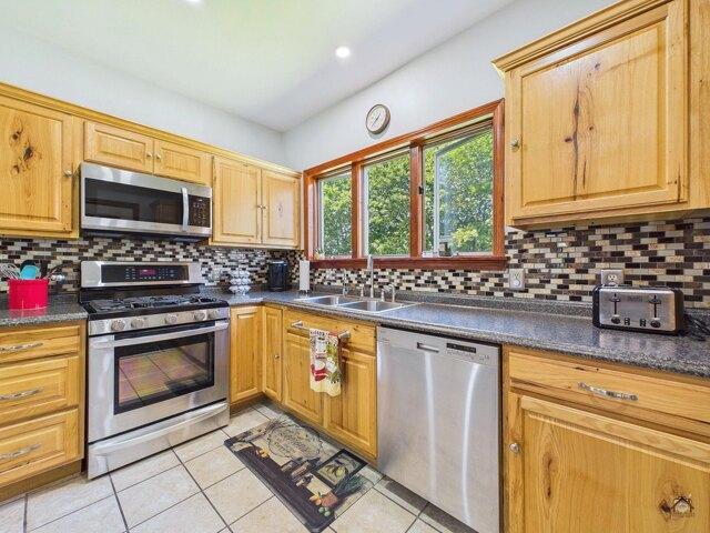 House for sale in Thomaston, Maine