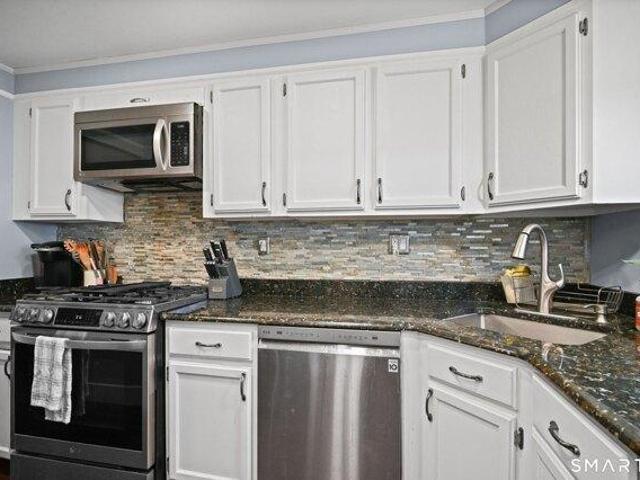 House for sale in Rocky Hill, Connecticut