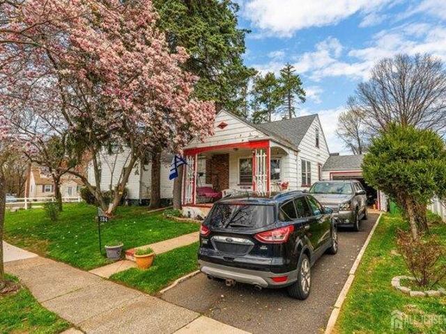 House for sale in Roselle, New Jersey