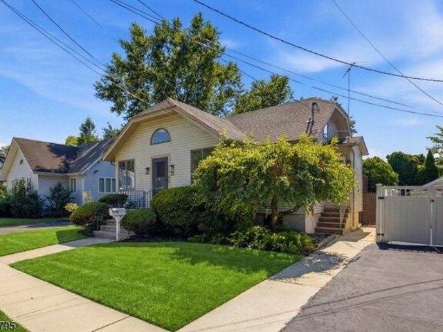 House for sale in Roselle Park, New Jersey