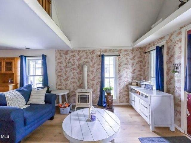 House for sale in Saratoga, New York