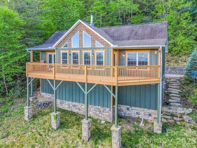 House for sale in Saluda, North Carolina