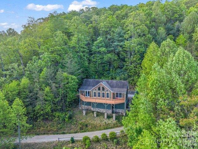 House for sale in Saluda, North Carolina