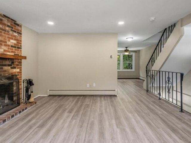 House for sale in Sandown, Rockingham County